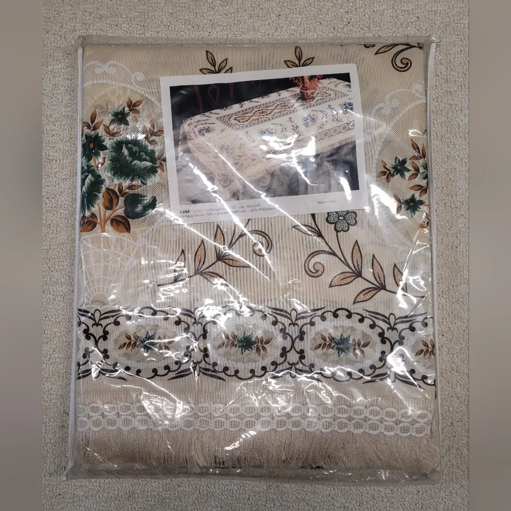 CINA Vintage Italy Rectangular Table Cloth Linen Never Used In Package Perfect